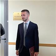 Laureato in lettere moderne offre lezioni di italiano per qualunque livello, anche latino e storia